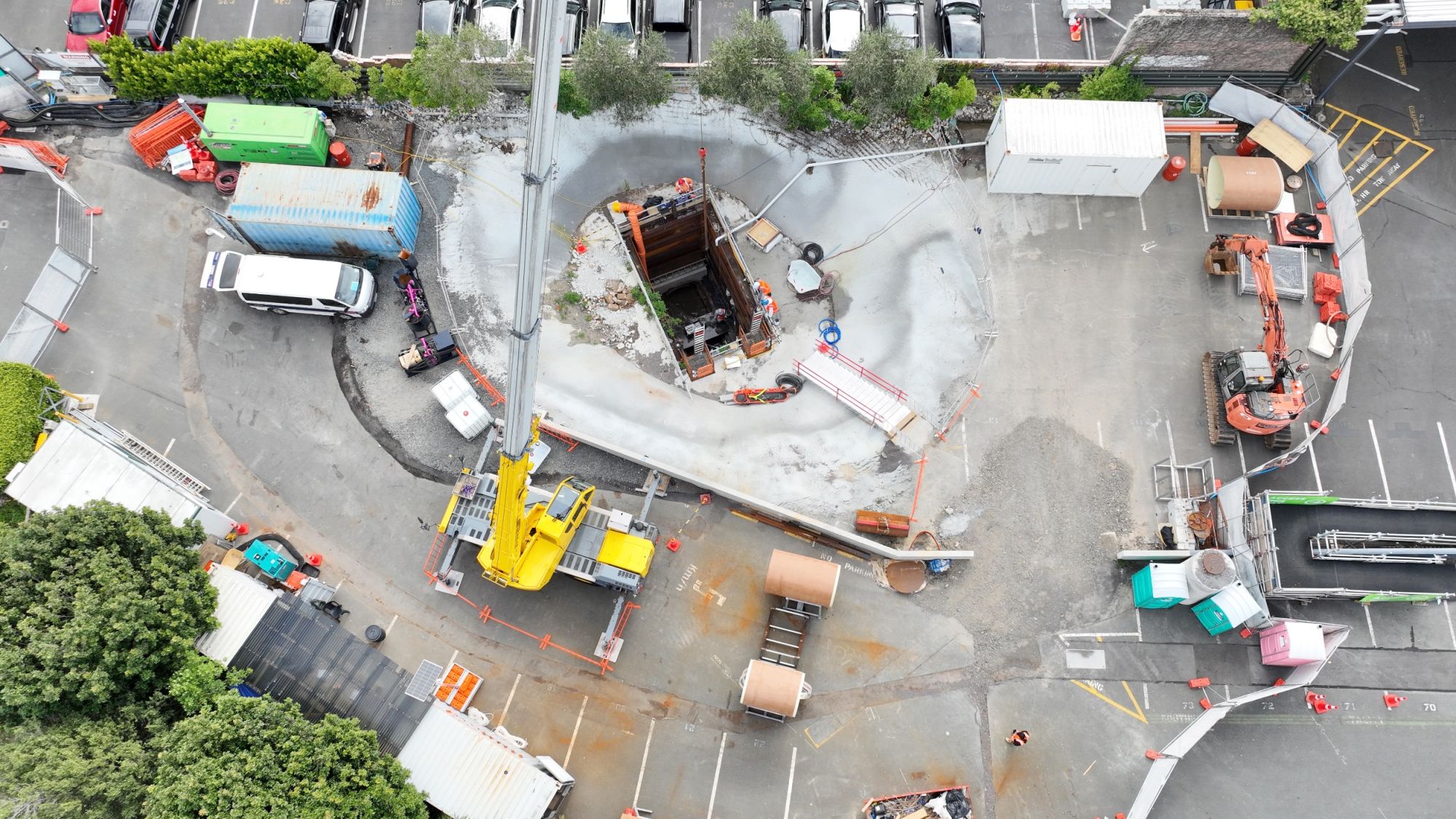 Emergency repair of main sewage line in Auckland, New Zealand